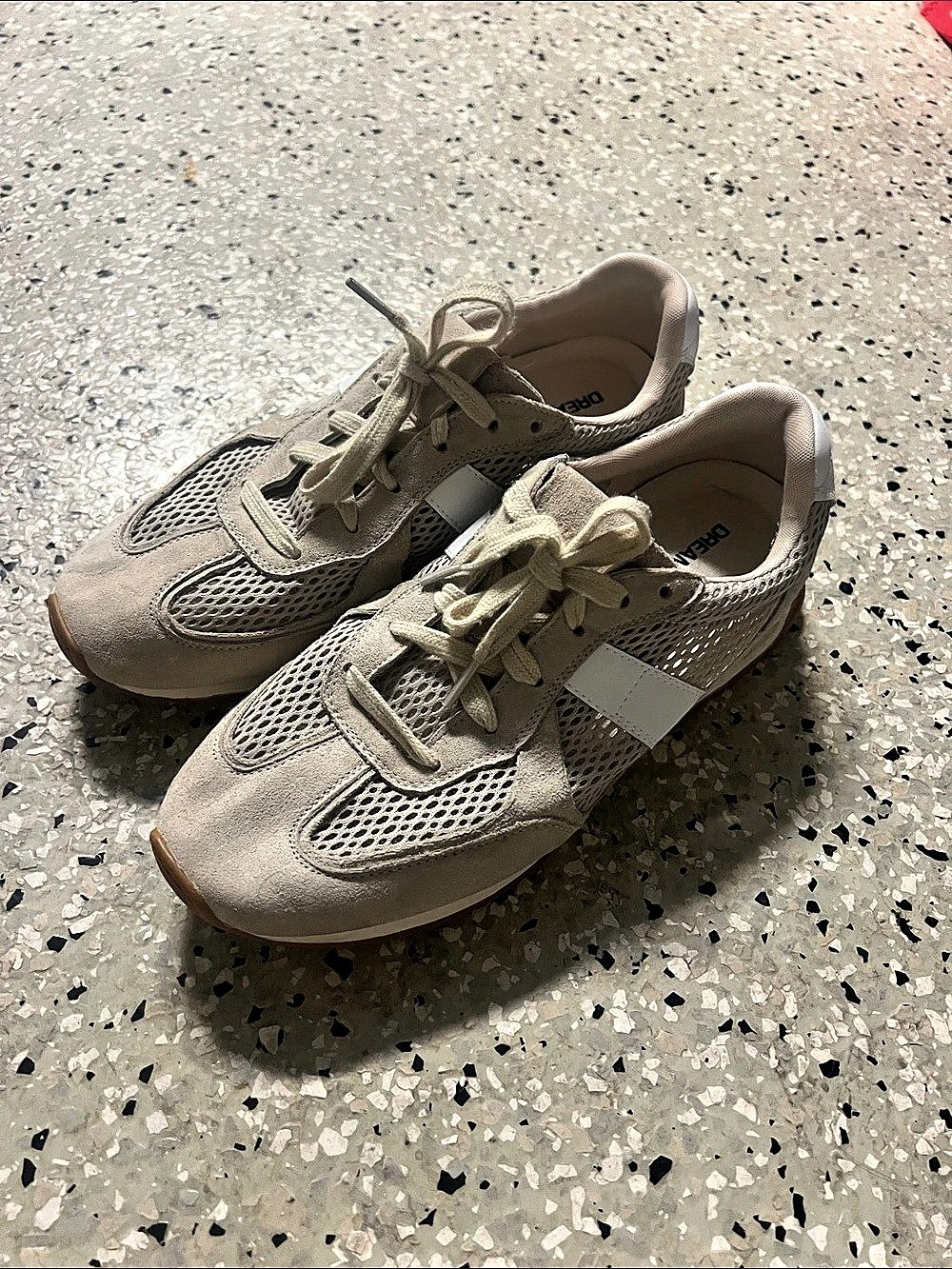 Dream Pairs Gray & White Sneakers